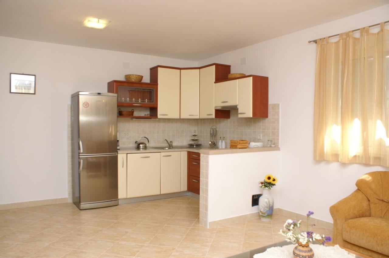 Apartments By The Sea Supetar, Brac - 4274 Exterior foto